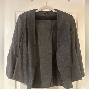 Express gray suit, skirt has pockets!